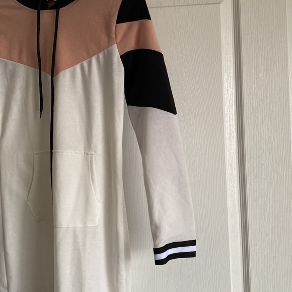 Long sleeve and long sweater - Picture 3 of 3